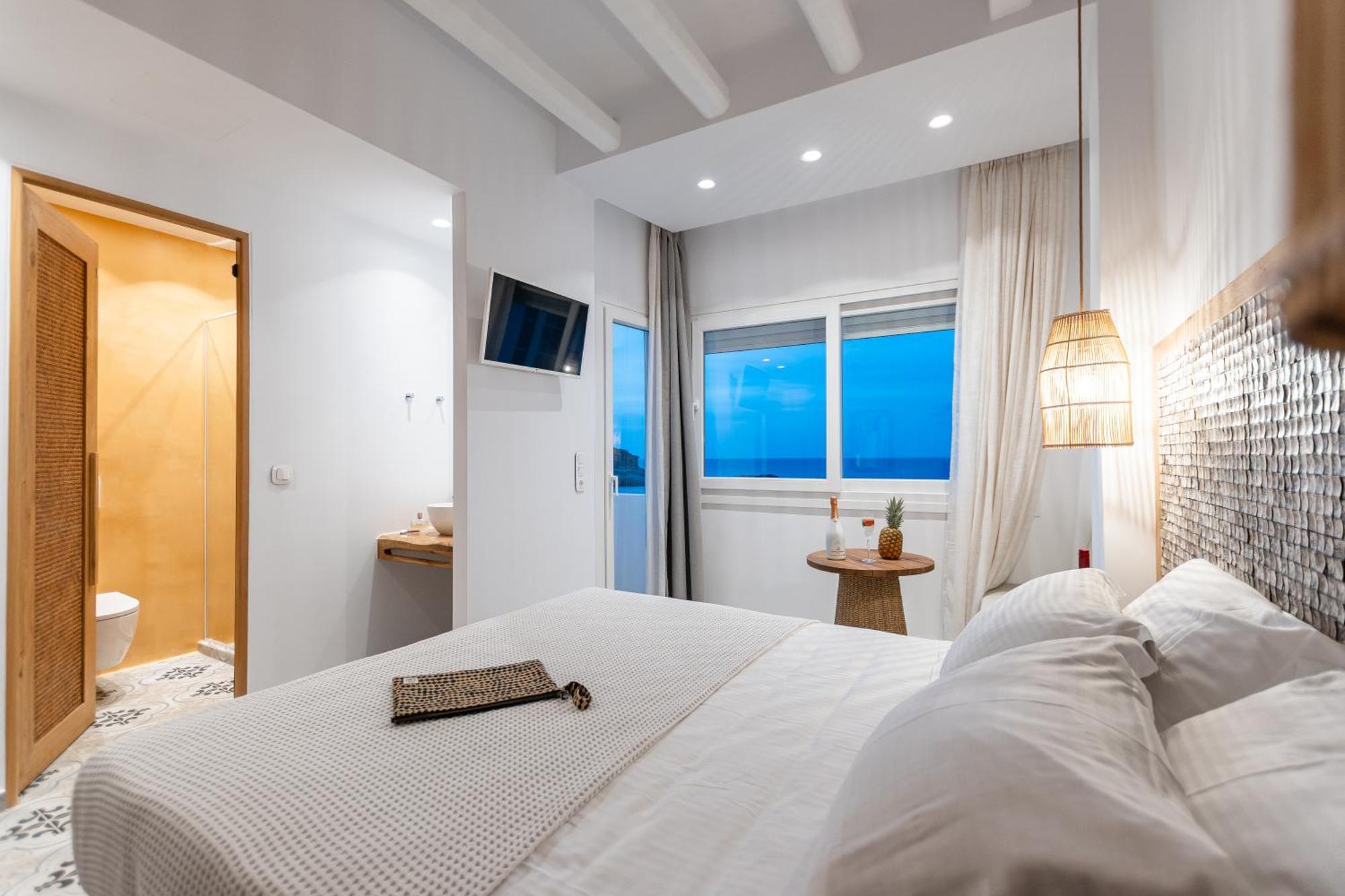 Fleria Seaview Suites Naxos City Exterior foto